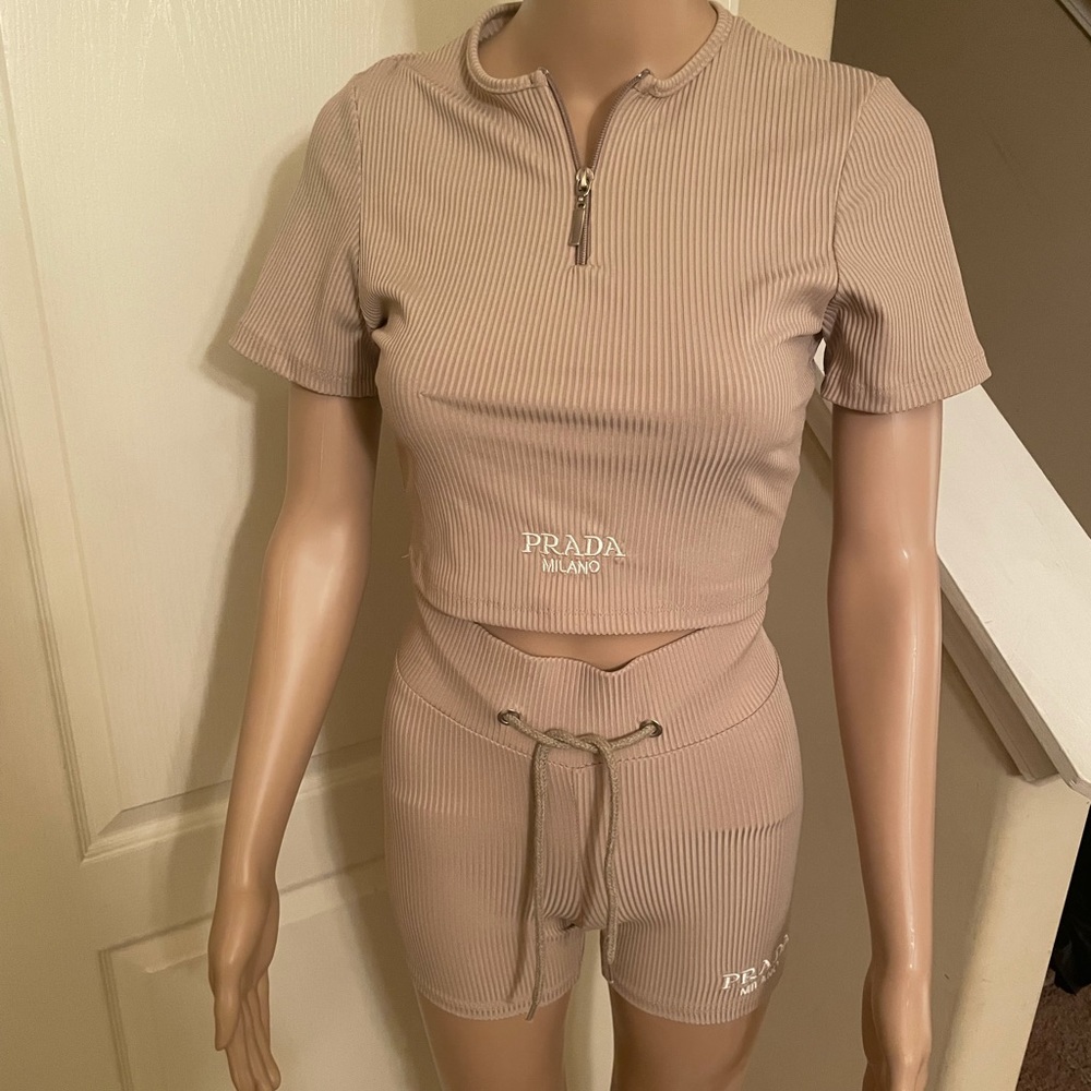 2 Piece Set